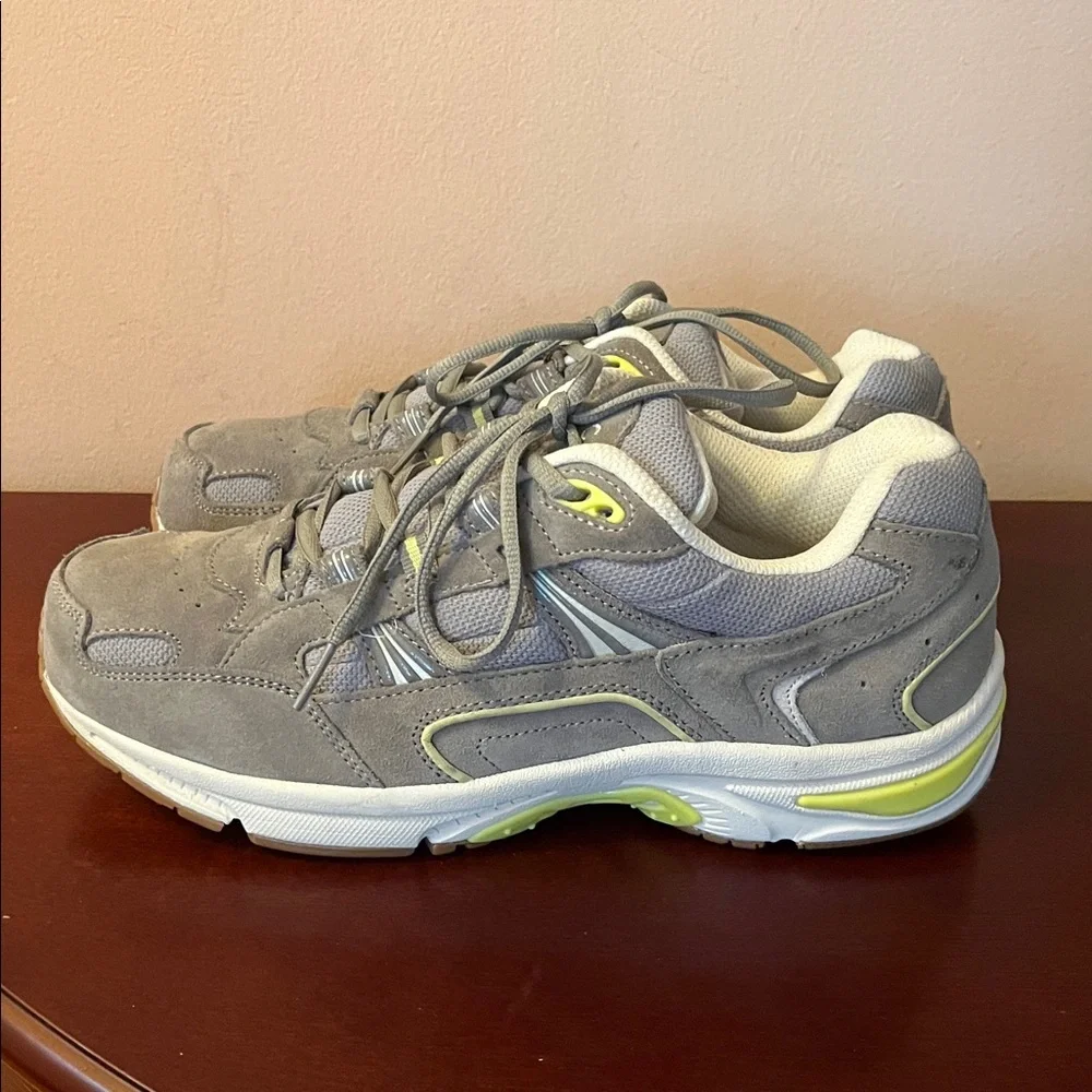 Vionic Walking Sneakers - Picture 4 of 9